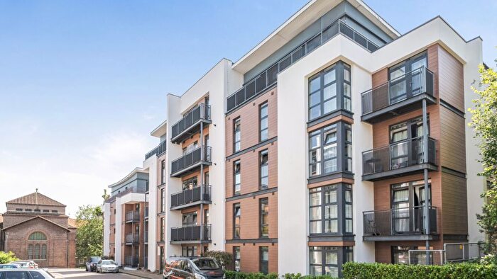 1 Bedroom Flat For Sale In Knight House, Scott Avenue, Putney, SW15