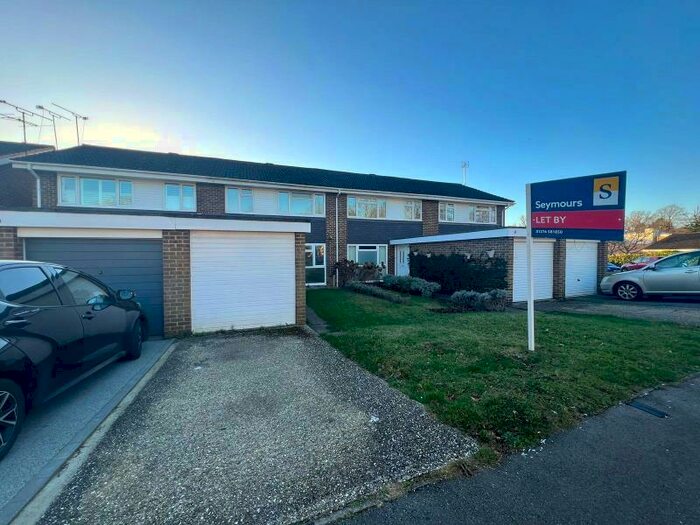 4 Bedroom Terraced House To Rent In Camberley, GU15