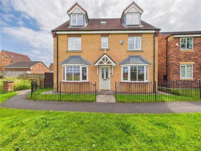 6 Bedroom Detached House For Sale In Dixon Way, Coundon, Bishop Auckland, Durham, DL14