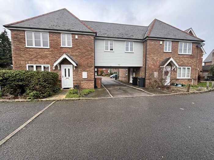 2 Bedroom Apartment To Rent In Bramley Place, Chelmsford, CM2