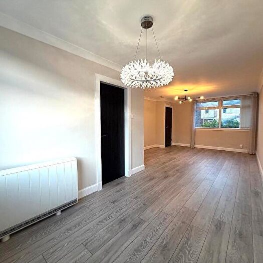 2 Bedroom Flat To Rent In Nimmo Place Tulloch, PH1