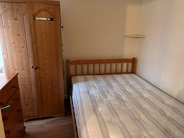1 Bedroom Studio To Rent In Aldenham Road, Bushey, WD23