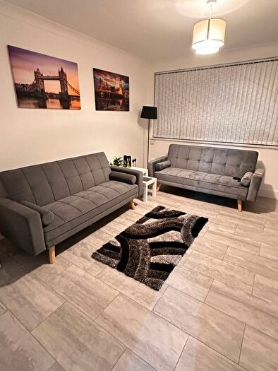 3 Bedroom Terraced House To Rent In Saunton Avenue, Hayes, UB3