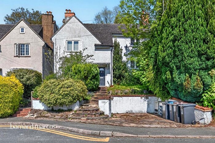 3 Bedroom Semi-Detached House For Sale In Garston Lane, Kenley, CR8