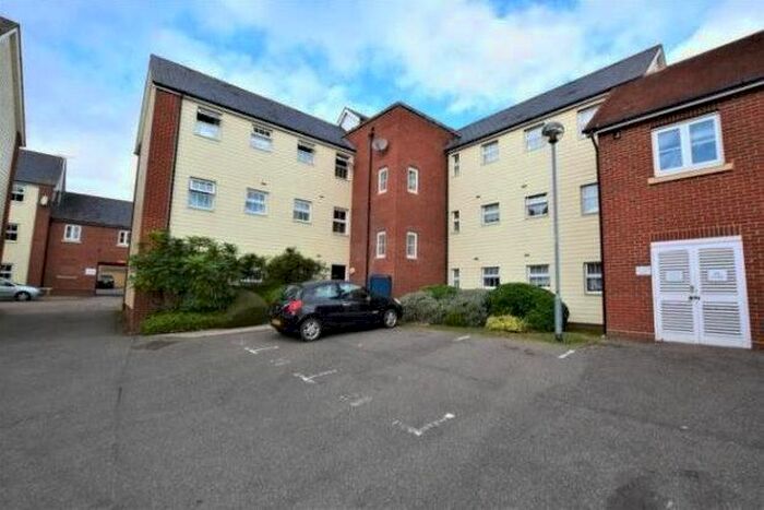 2 Bedroom Flat To Rent In Randall Close, Witham, CM8