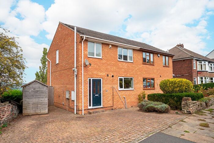 3 Bedroom Semi-Detached House For Sale In Walkley Crescent Road, Sheffield, S6