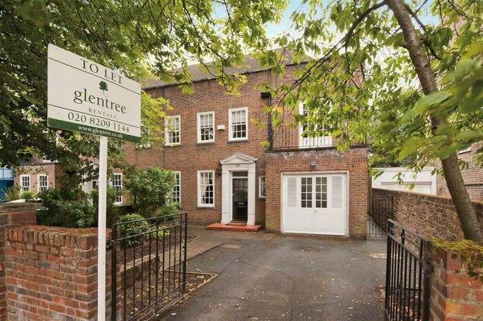 5 Bedroom Detached House To Rent In Queens Grove, St John's Wood, NW8