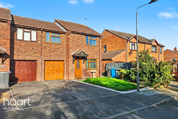 3 Bedroom Semi-Detached House For Sale In Meridian Close, Ilkeston, DE7