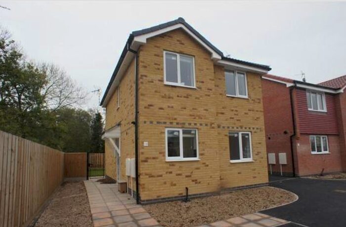 3 Bedroom Detached House To Rent In Dunbar Close, Long Eaton, NG10