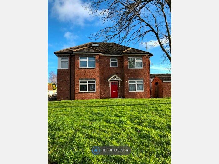 2 Bedroom Flat To Rent In Bells Lane, Kent, ME3