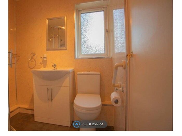 1 Bedroom Flat To Rent In Dalveen Street, Glasgow, G32