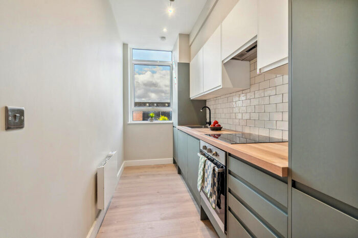 1 Bedroom Flat To Rent In Lurke Street, Bedford, Bedfordshire, MK40