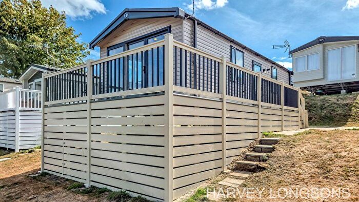 2 Bedroom Park Home For Sale In Wood Farm Holiday Park, DT6