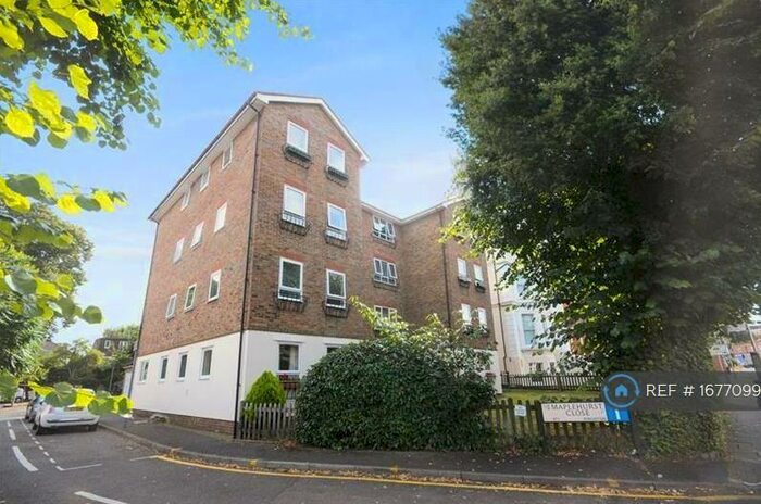 1 Bedroom Flat To Rent In Maplehurst Close, Kingston Upon Thames, KT1