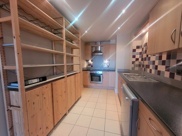 2 Bedroom Flat To Rent In Weevil Lane, Gosport, PO12