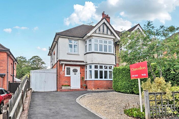 3 Bedroom Semi Detached House For Sale In Caversham - Sought After Private Road, Thameside Village Location, RG4