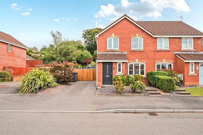 3 Bedroom Semi-Detached House For Sale In Golwg Y Garn, Penllergaer, Swansea, SA4