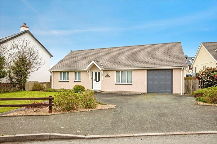 3 Bedroom Bungalow For Sale In Llanon, Ceredigion, SY23