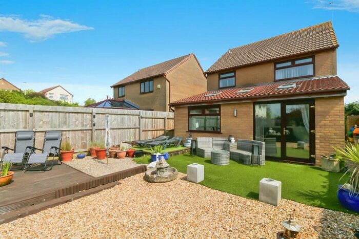 4 Bedroom Detached House For Sale In The Heathers, Barry, CF62
