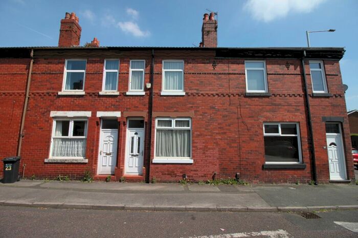 2 Bedroom Terraced House To Rent In Stanhope Street, Stockport, Greater Manchester, SK5