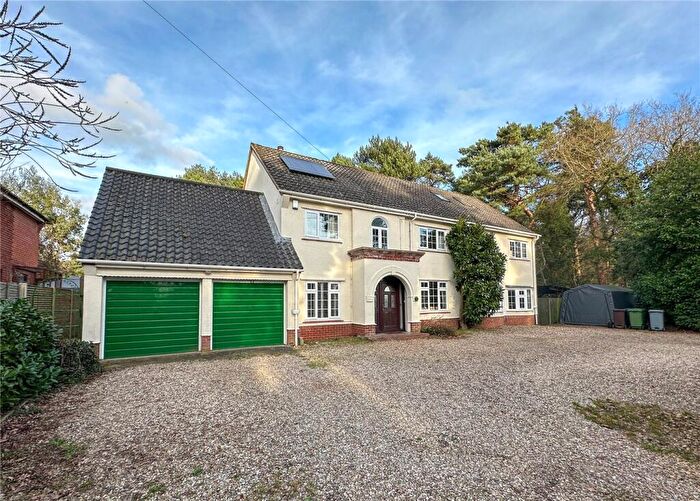 6 Bedroom Detached House For Sale In Drayton High Road, Drayton, Norwich, Norfolk, NR8