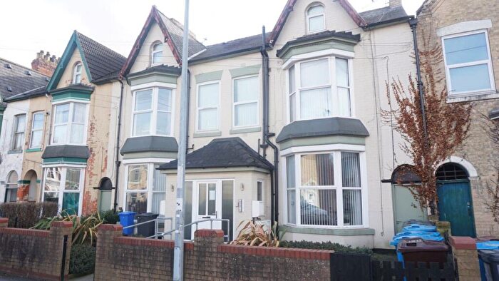 2 Bedroom Flat To Rent In Flat - Westcott Street, Hull, HU8
