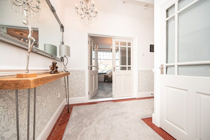 2 Bedroom Flat For Sale In Wellington Road, Bromsgrove, B60