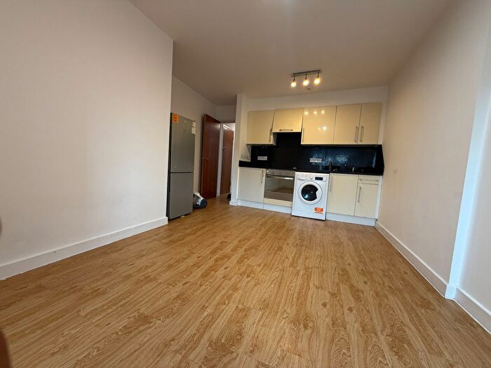 1 Bedroom Flat To Rent In High Street, Wealdstone, HA3