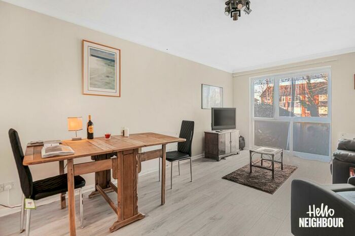1 Bedroom Apartment To Rent In Beddington Manor, Eaton Road, Sutton, SM2