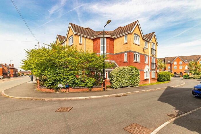 2 Bedroom Apartment For Sale In Farrier Close, Sale, M33