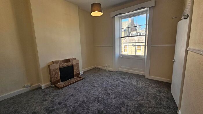 1 Bedroom Flat To Rent In Burton Stone Lane, York, YO30
