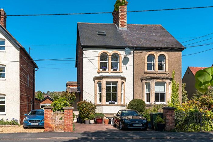 3 Bedroom Semi-Detached House For Sale In Caldecott Road, Abingdon, OX14