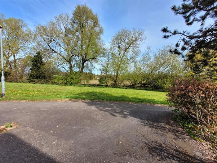 2 Bedroom Semi-Detached House To Rent In Nursery Close, Shepshed, Leicestershire, LE12