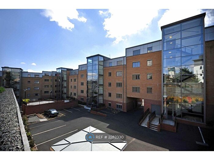 2 Bedroom Flat To Rent In City Walk Apartments, Birmingham, B1