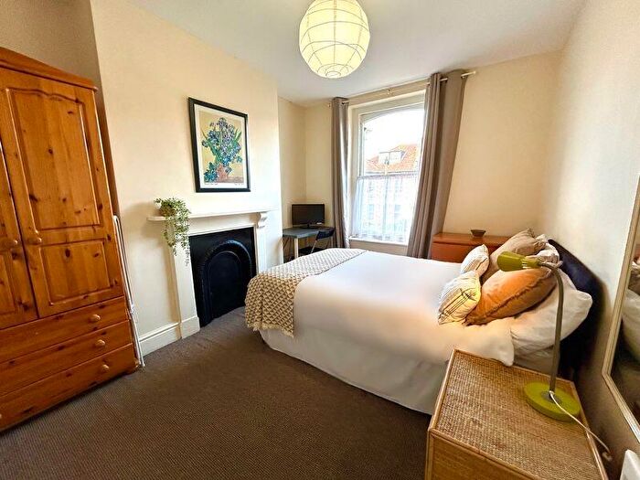 1 Bedroom House To Rent In Chesterfield Road, Bristol, BS6