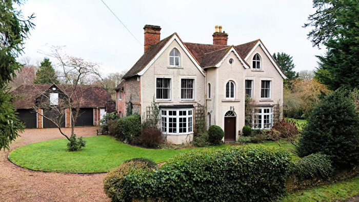 7 Bedroom Country House For Sale In Peppard Common Henley-on-Thames, Oxfordshire, RG9