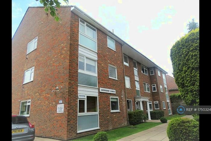 2 Bedroom Flat To Rent In Manor Road, Barnet, EN5