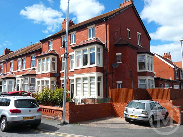 6 Bedroom End Of Terrace House For Sale In Hesketh Avenue, Bispham, FY2