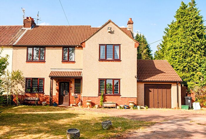 4 Bedroom Semi-detached House For Sale In Old Gloucester Road, Hambrook, Bristol, Gloucestershire, BS16