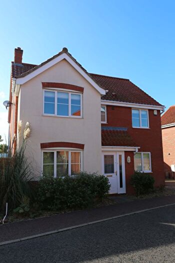 6 Bedroom Detached House To Rent In Swallow Tail Close, Norwich, NR5