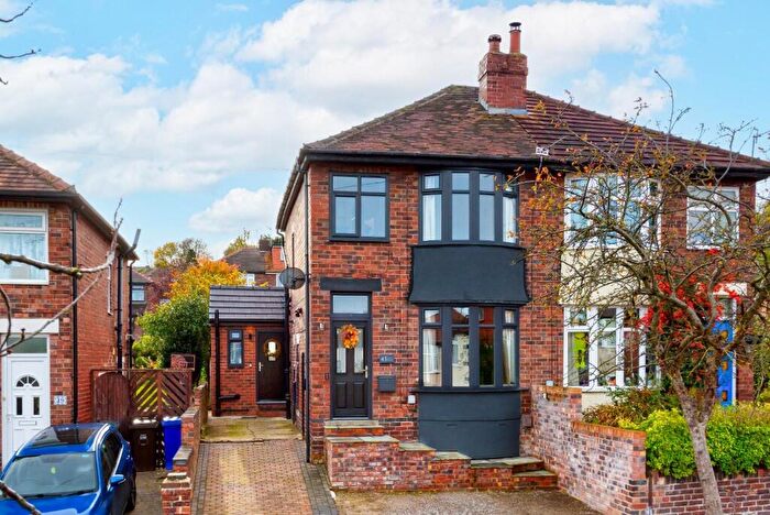 3 Bedroom Semi Detached House For Sale In Carnaby Road, Walkley, Sheffield, S6