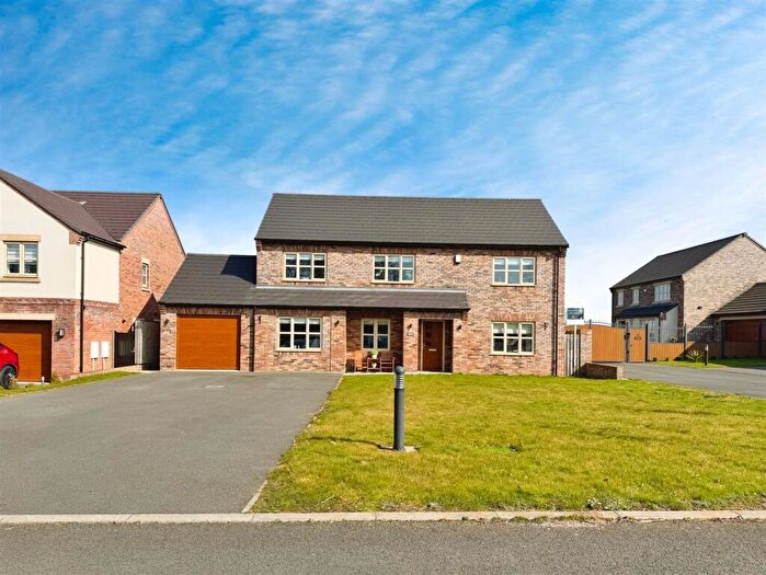 5 Bedroom Detached House For Sale In Wheatfield View, Blyth, Worksop, S81