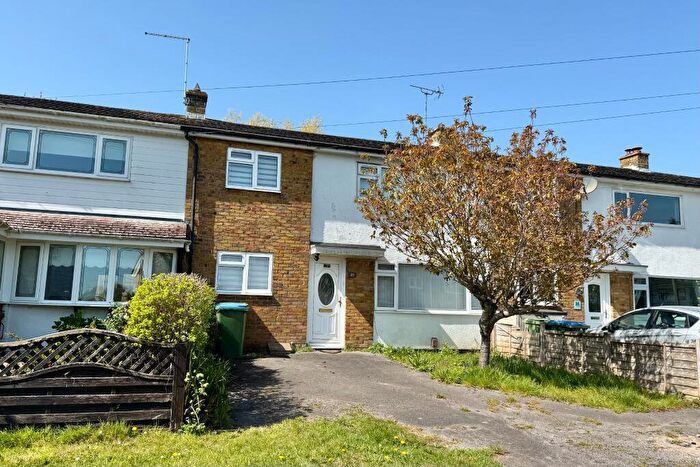 3 Bedroom Terraced House For Sale In Hewett Road, Titchfield, PO14
