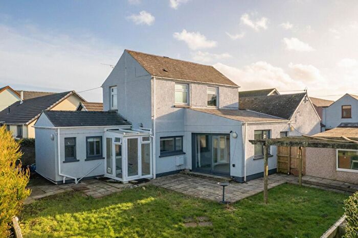 3 Bedroom Detached House For Sale In Chapel Road, Llanreath, Pembroke Dock, Pembrokeshire, SA72