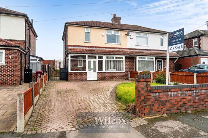 3 Bedroom Semi-Detached House For Sale In Breightmet Drive, Bolton, BL2