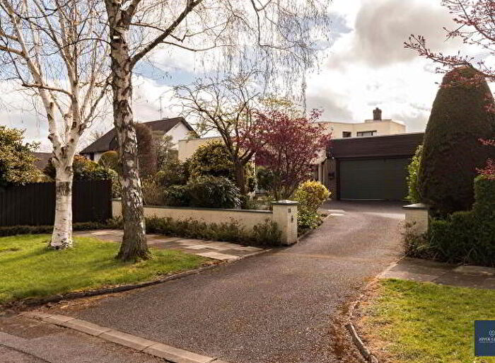 5 Bedroom Detached House For Sale In Ballyhannon Park, Portadown, BT63