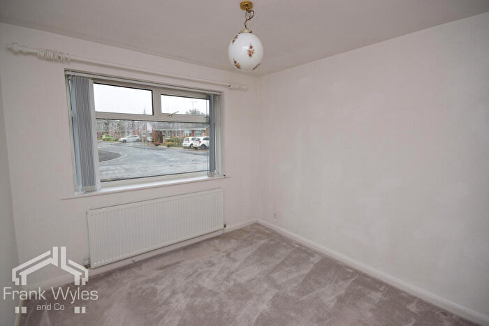 2 Bedroom Detached Bungalow For Sale In Pinewood Crescent, Lytham St. Annes, Lancashire, FY8