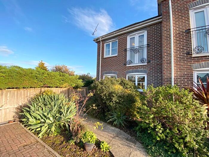 2 Bedroom End Of Terrace House To Rent In High Street, Bembridge, PO35