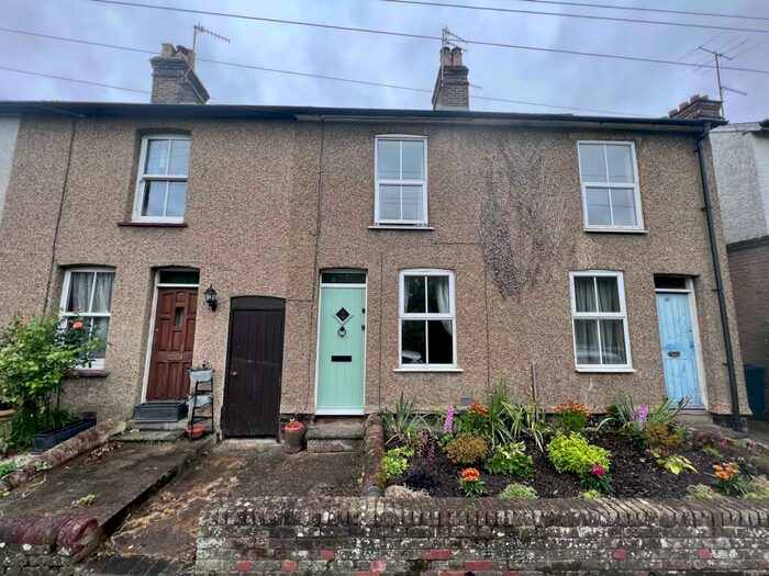 2 Bedroom House To Rent In Bois Moor Road, Chesham, HP5