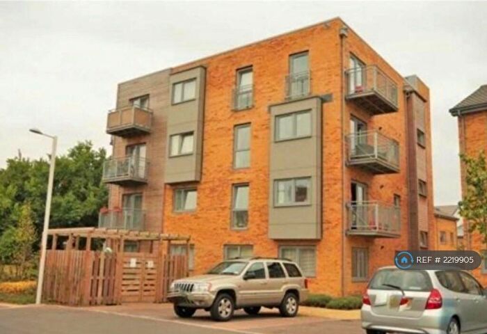 1 Bedroom Flat To Rent In Cloud Close, Dartford, DA1